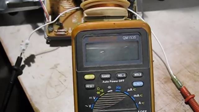 How to use a digital multimeter
