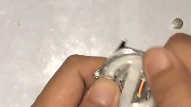 Cukup Gunakan Pisau Dapur Bisa Ganti Batre/Baterai Jam Tangan Casio