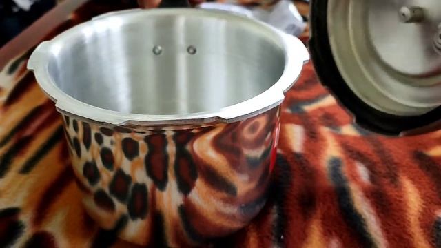 Prestige Popular plus Induction Bottom Pressure Cooker |  Unboxing | Review | Worth Buy? English