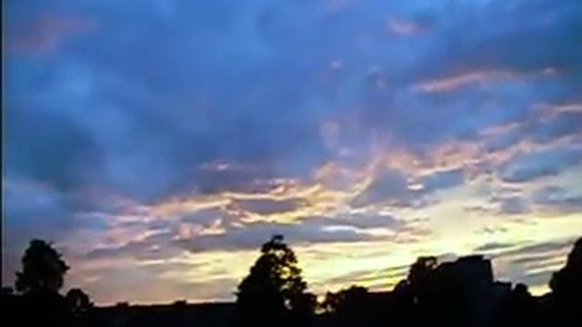 Киев вечером, вид из окна. Дарница.