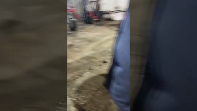 обстановка на работе. покрасили овощной комбайн ем 11
