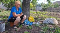 Села и расплакалась прийдя на огород