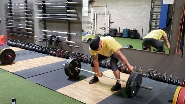 1 arm Deadlift - 315