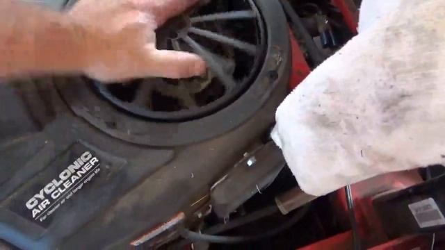 Briggs and Stratton 27HP Engine Lost Compression, What Happened?