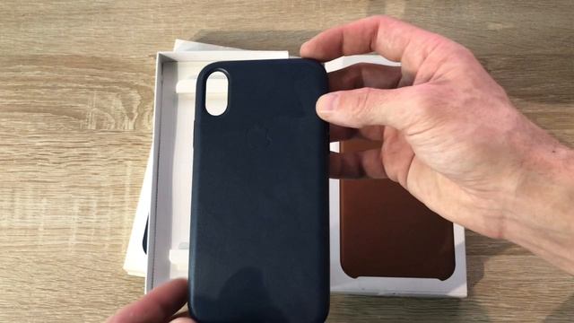 Кожаный чехол iPhone XR