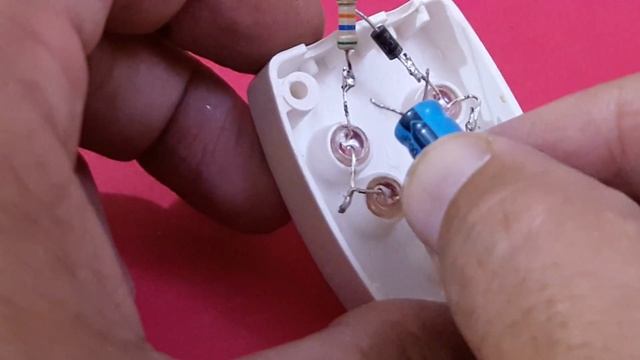 Make a "Flashlight"  (Using 3 pin Multi-plug)