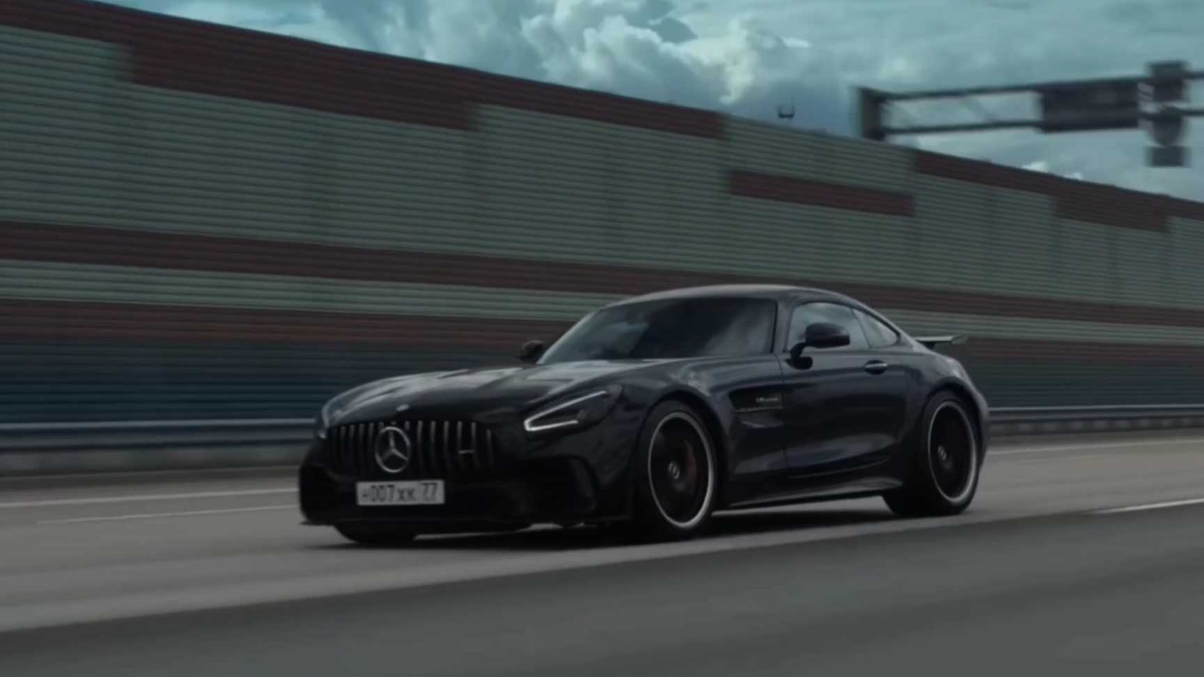 Mersedes GTR AMG