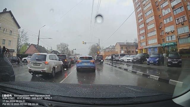 iBOX Evo LaserVision WiFi Signature Dual (Rainy day Test)