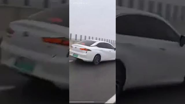 дтп Более ста машин столкнулись на мосту на скользкой дороге
