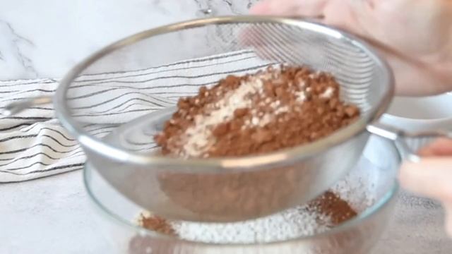 Как приготовит пышный бисквит...