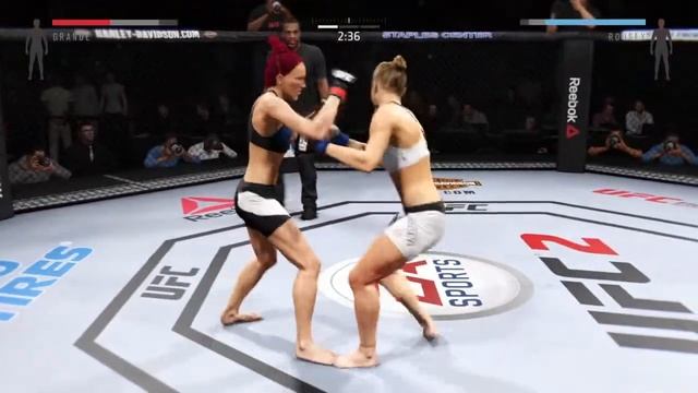 EA SPORTS™ UFC® 2  Ariana Grande vs Ronda Rousey gameplay 35