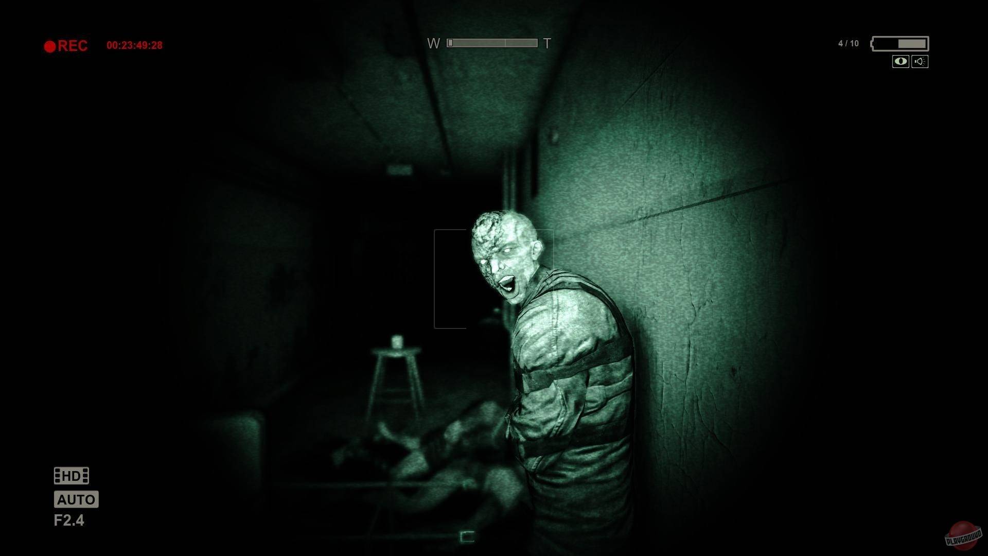 ИГРАЕМ В СТРАШНУЮ ИГРУ ПЛАЧЕМ И СЫМ  Outlast