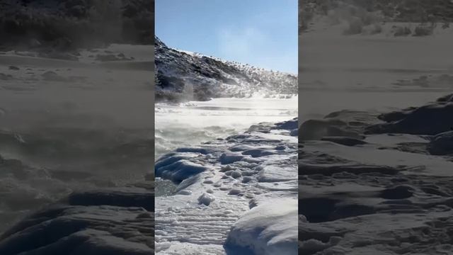 Зимой на Алтае стоять у Катуни — это как погружаться в сказку