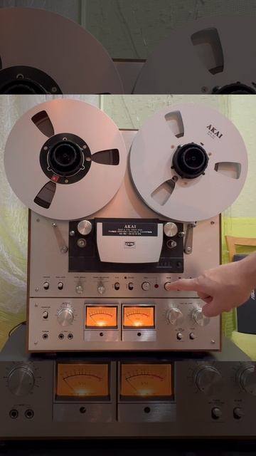 AKAI GX-650D