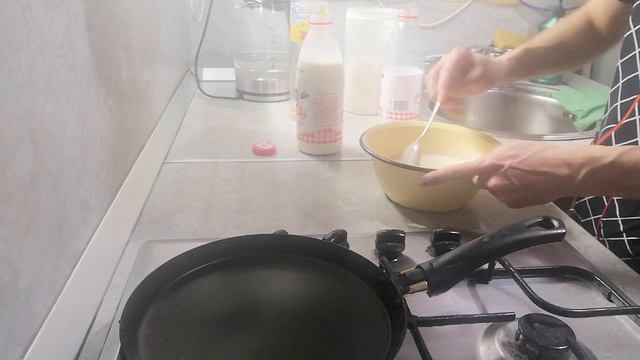 Как сделать тонкие блины на молоке