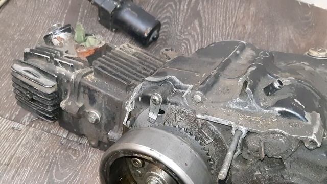 Мопед альфа как сменить половинку картера без снятия сцепления