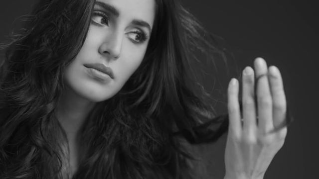 Emami 7 Oils In One Non Sticky Hair Oil Katrina Kaif - Soap Promo - Hindi