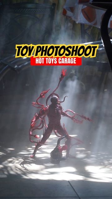Toy Photoshoot with my Hot Toys Carnage #spiderman #hottoys #marvel #carnage #photography