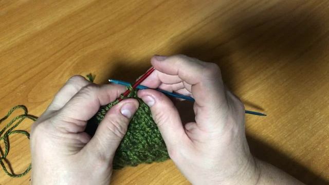 Диоганальные волнистые полосы
