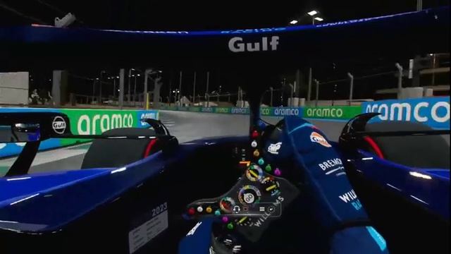 Жаркая борьба даже на практике! Испытываю пределы своего болида в F1 2023 🏎🔥