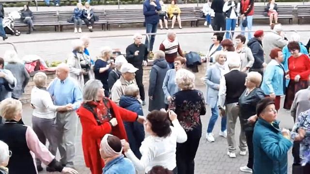 Вы все еще грустите_ Приходите (приезжайте) к нам!😁.mp4