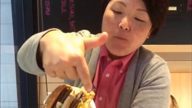 GIGA BIG MAC na caixinha do GRAND BIG MAC ;P
