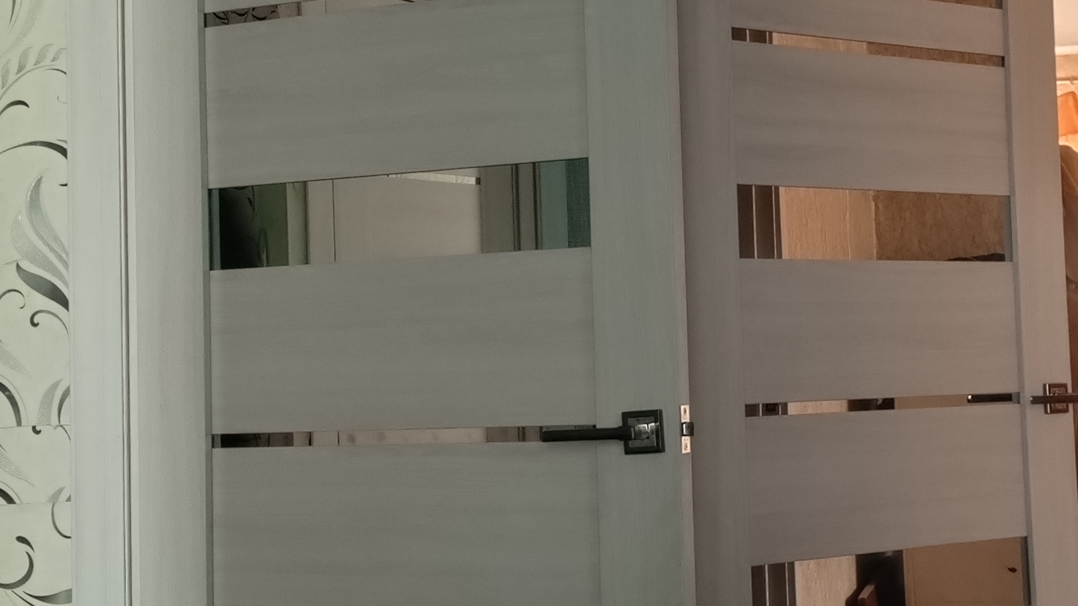 Обои бумажные на усб фанеру (ремонт полов)