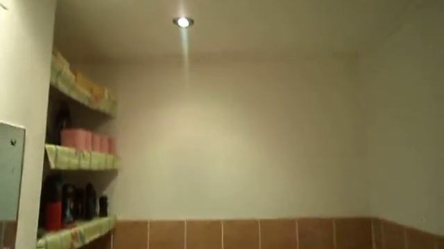 Casa Elena, apartament 3 camere, et.1, 35.000 euro, tel : 0740.612.604 sau www.imobiliareinonesti.r