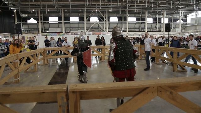 Бавыкин -  Сенаторов, легкий вес, 1 группа, 1 раунд