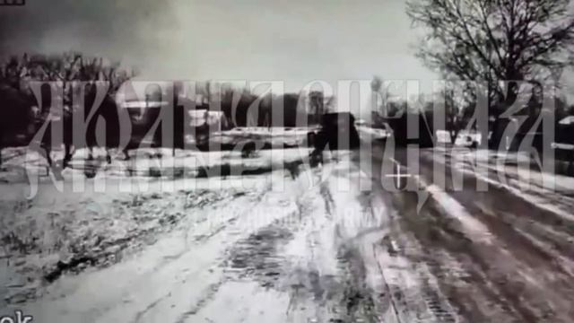 🪖Курское направление.   Уничтожения танка противника.  Живыми вы отсюда не уйдете, работаем!   А...