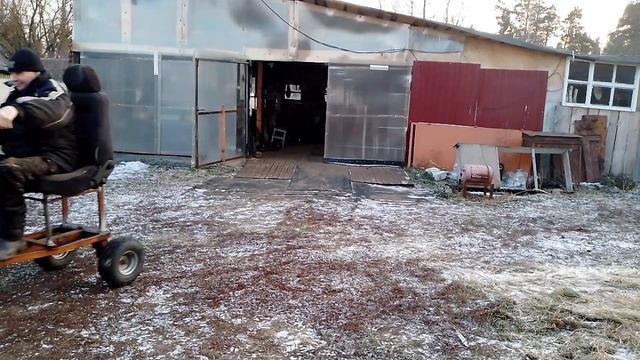 Тубаретка снова встраю.