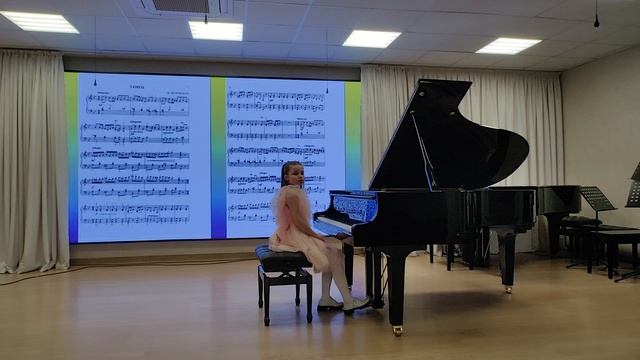 Ю.Щуровский. Танец