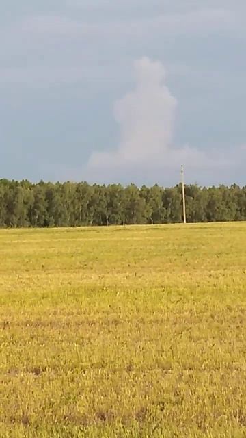силуэт в небе