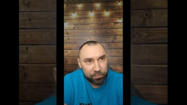 Вскрыл украинку.