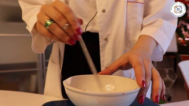 Сибирский маст-хев_ делаем гигиеническую помаду