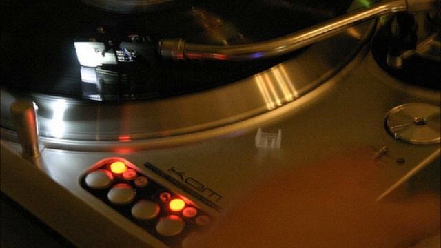 Tara - Work It Out (Radio Remix)
