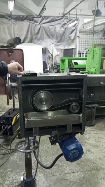 Надрезчик тестовых заготовок ленточный НТЗ (ширина пода печи В=2100 мм) в режиме холостого хода (2)