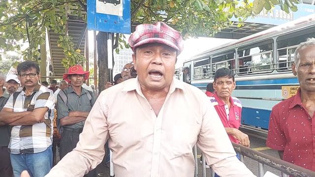 තොපි හොරාකාපුවට අපේ අර්ථසාධක මුදල් පලිද යකෝ?