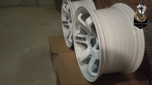 Разноширокий Комплект дисков Rota R17 8.0/9.0 et35/25 5x114.3 white.mp4