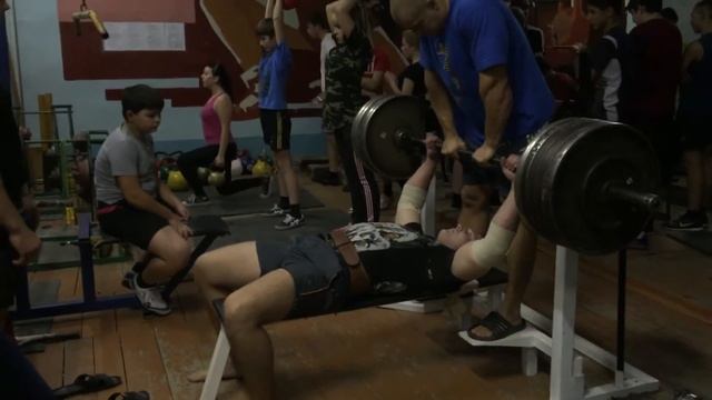 200 KG
