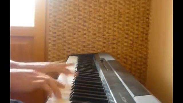 Вдруг из подворотни. (panic music)