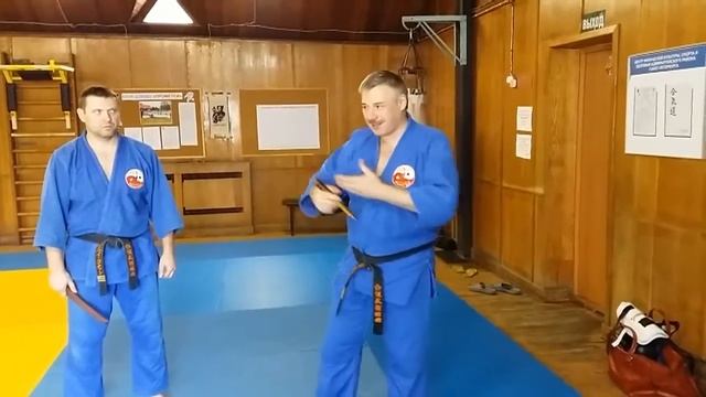 Загадочная и Заманчивая техника ножа.