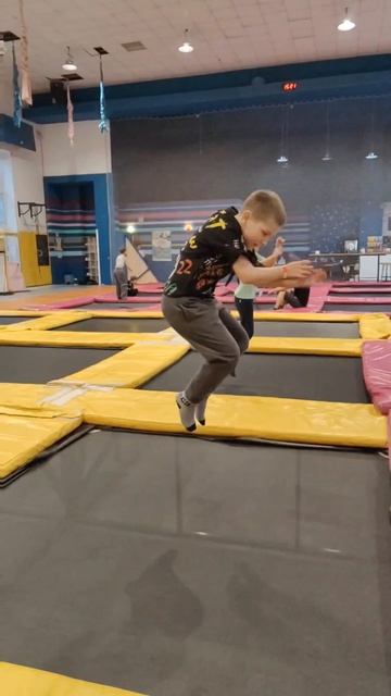 Батутный центр на Семëновской😍