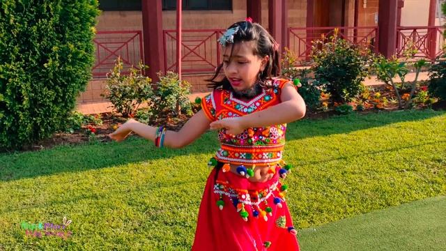 CHOGADA TARA | KAMARIYA - Vlog 34 | LOVERATRI | NAVRATRI | EASY DANDIYA STEPS
