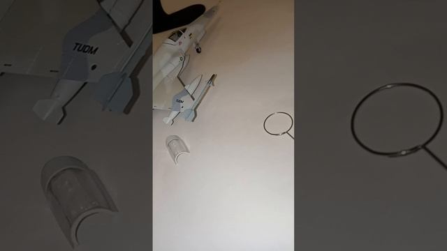 Коллекционная модель американского самолёта F5 Тигр-2 в масштабе 1:72.