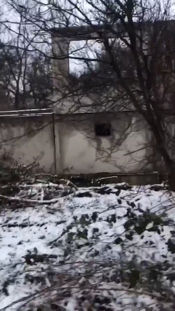 Г.Керчь.Р.Крым. 7.02.2025.Благоустройство придомовых территорий. Дом №24 по ул. А.В.Суворова.