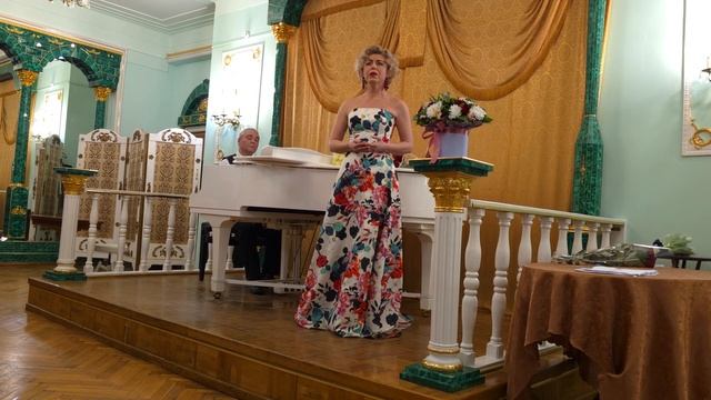"Ничто в полюшке не колышется" исп.Ольга НЕВСКАЯ