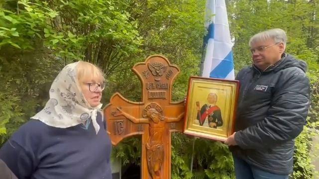 Икона «Севастопольская» в гостях дома у Марины Валерьевны Ганичевой и на могиле Валерия Николаевича