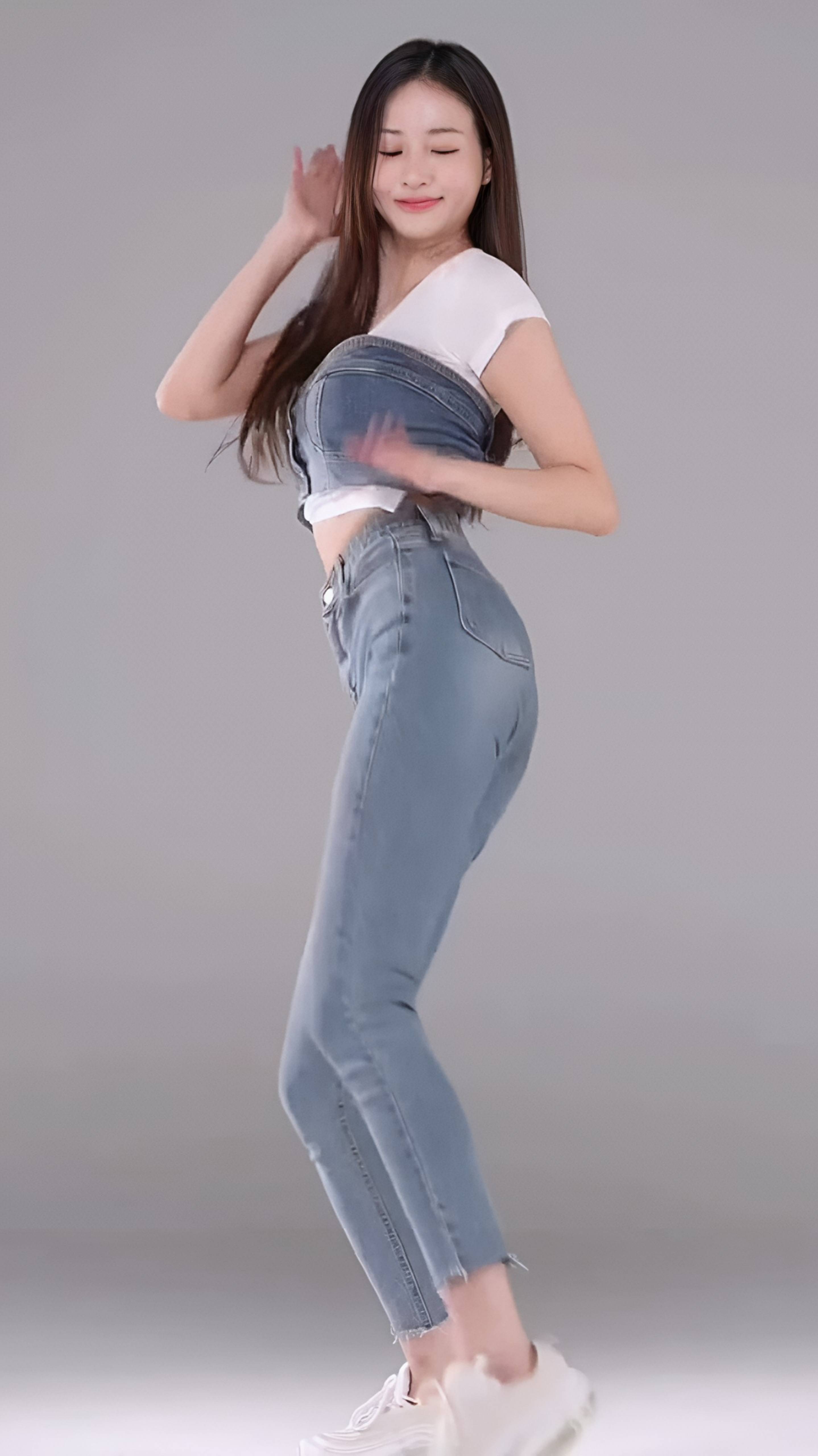 Потанцуем🥰 Танец девушки💐