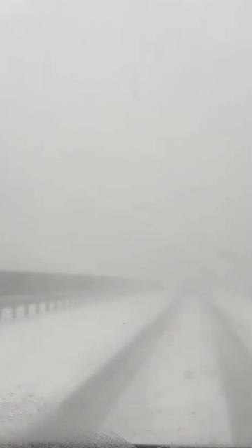 Снегопад в Свердловской области.